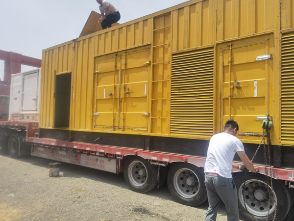 秦安除了负载情况和发动机维护,还有哪些因素会影响 200kw 柴油发电机的油耗?
